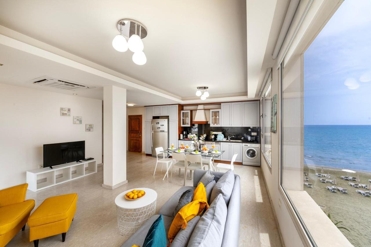 Mackenzie Beachfront Eftyhia Suite Larnaca Exterior foto
